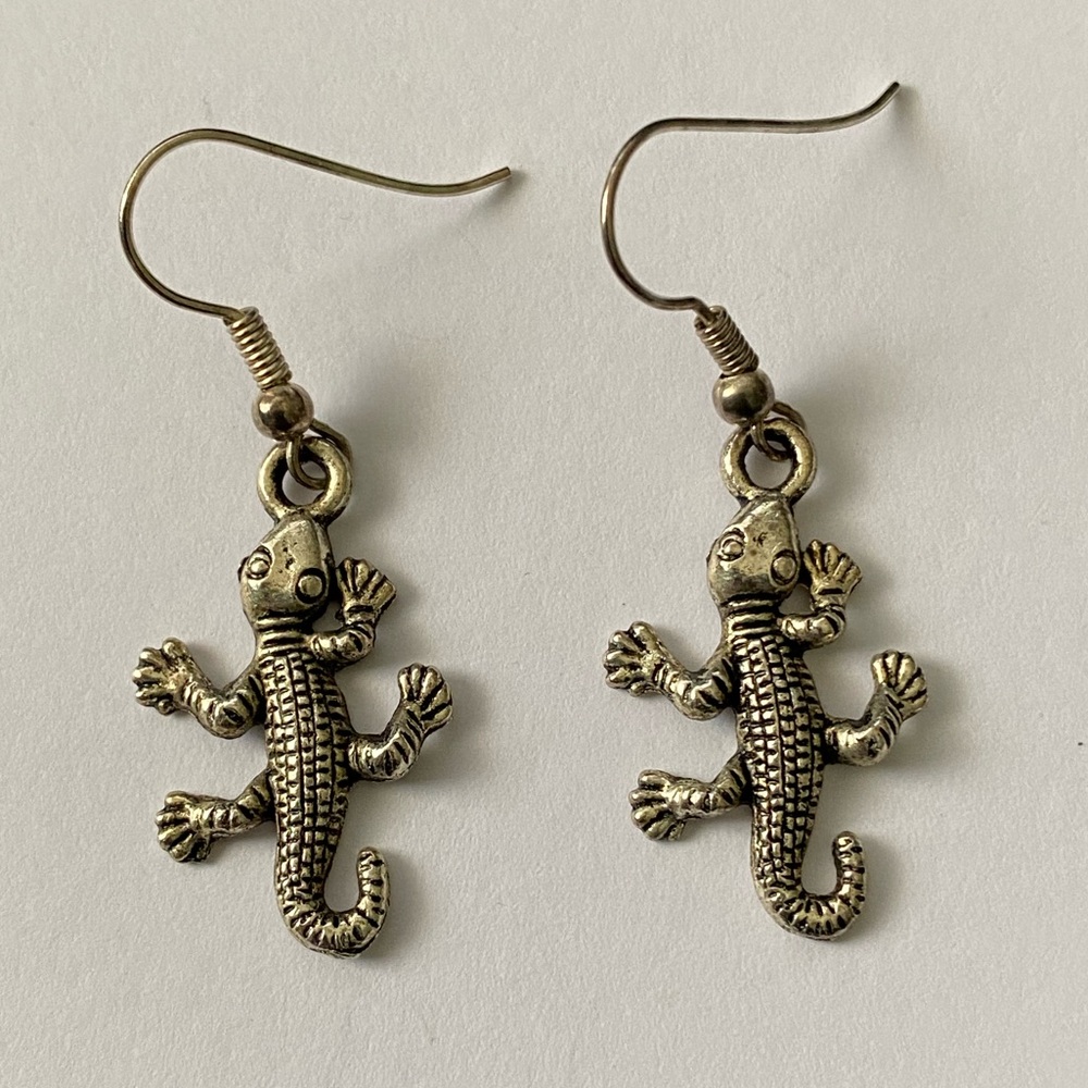 Lizard/Gecko Silver Tone Dangle Pierced Earrings Vintage Unique Earrings